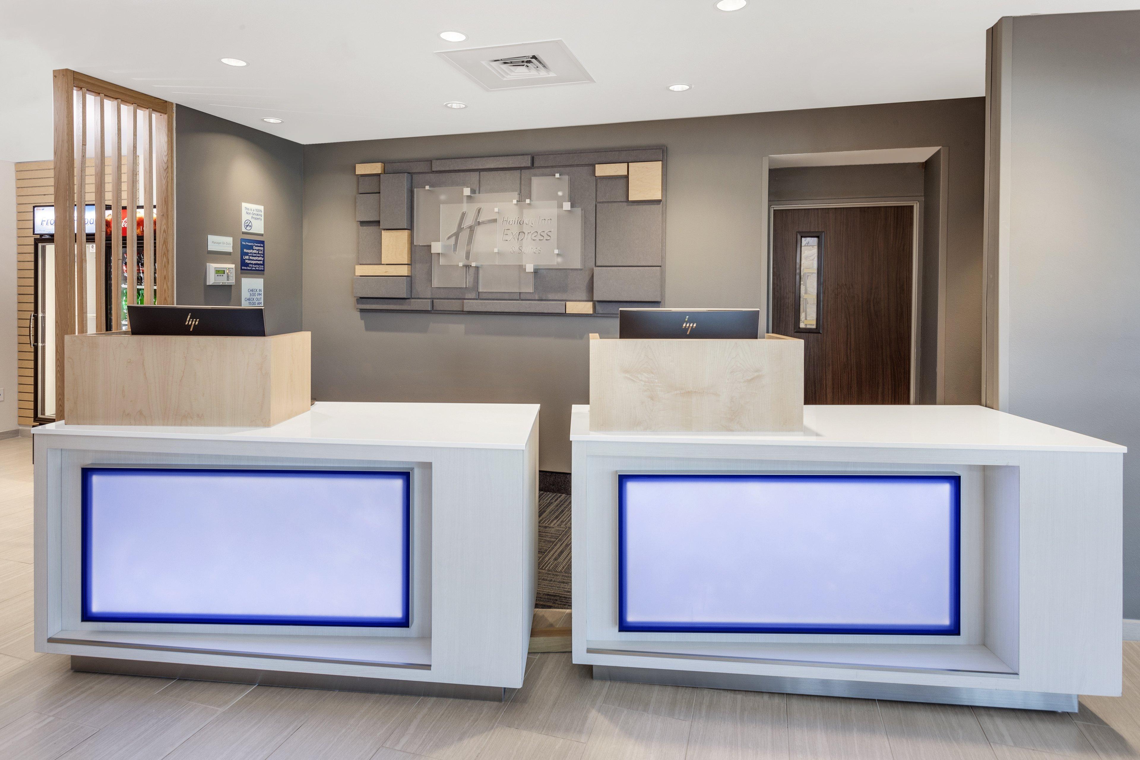 Holiday Inn Express & Suites - Hudson I-94 By Ihg Exteriör bild