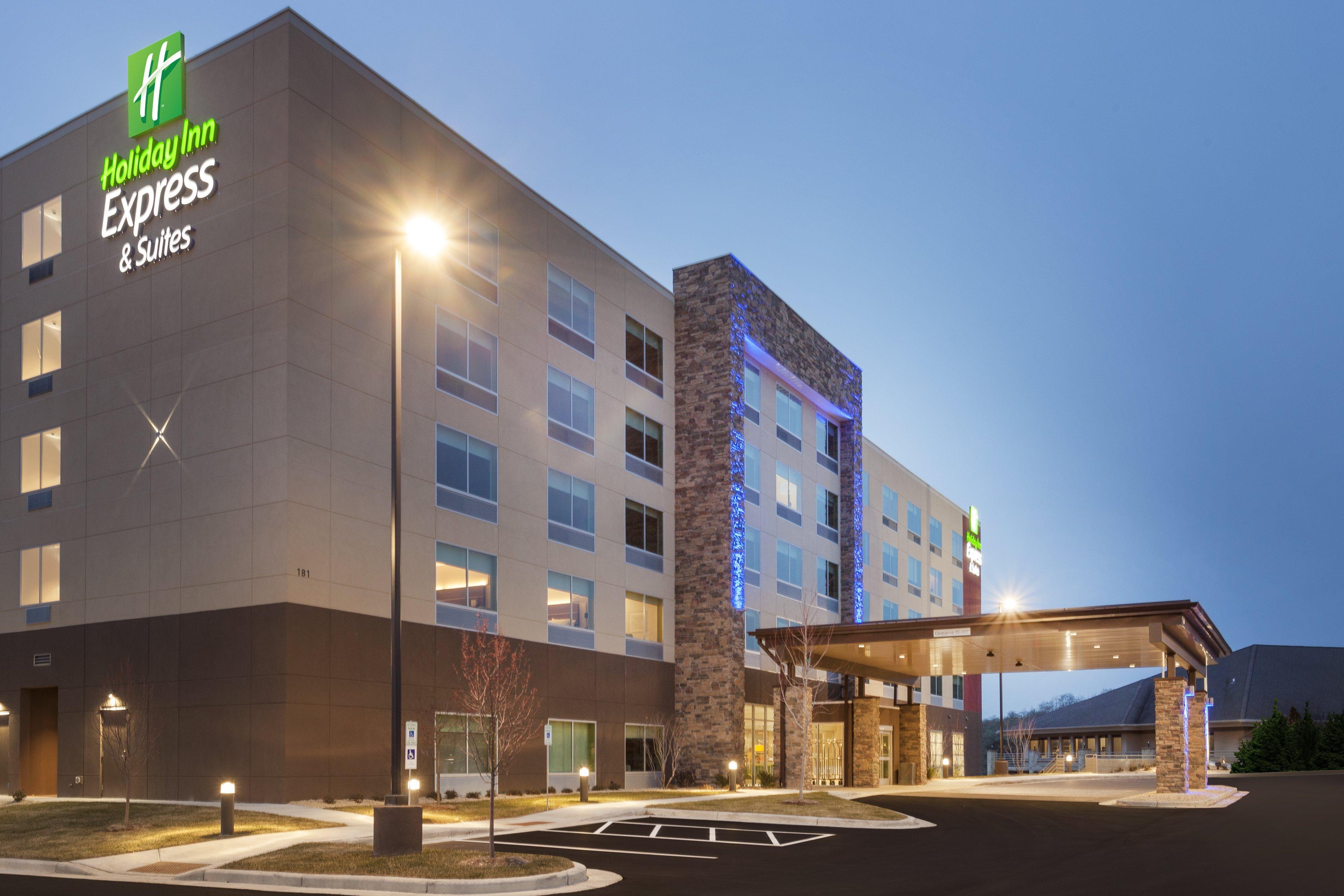 Holiday Inn Express & Suites - Hudson I-94 By Ihg Exteriör bild